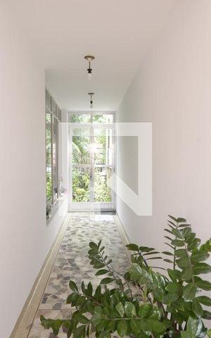 Casa à venda com 215m², 3 quartos e 2 vagasCorredor de Entrada