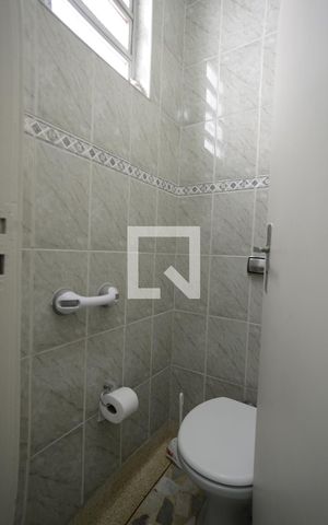 Casa à venda com 215m², 3 quartos e 2 vagasLavabo