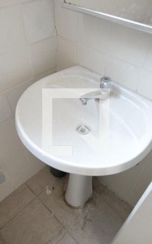 Casa à venda com 215m², 3 quartos e 2 vagasBanheiro de serviço 1