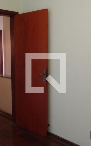 Casa à venda com 303m², 4 quartos e 4 vagasQuarto 3