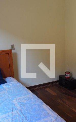 Casa à venda com 303m², 4 quartos e 4 vagasQuarto da Edícula