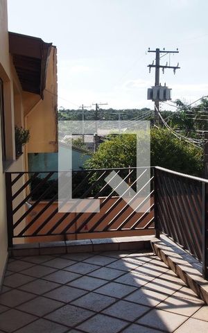 Casa à venda com 303m², 4 quartos e 4 vagasVaranda