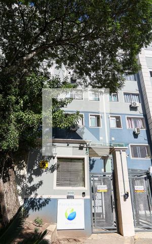 Apartamento para alugar com 55m², 2 quartos e 1 vaga Apartamento para alugar com 55m², 2 quartos e 1 vagaFachada