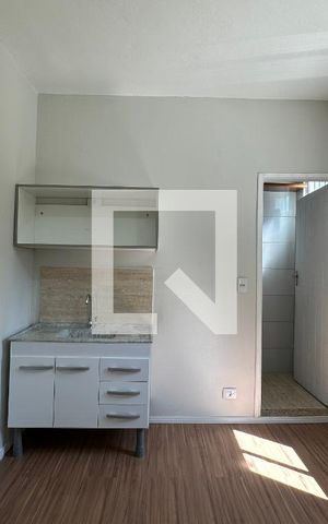 Studio para alugar com 27m², 1 quarto e sem vaga Studio para alugar com 27m², 1 quarto e sem vagaCozinha
