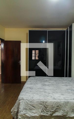 Casa à venda com 170m², 3 quartos e 2 vagas Casa à venda com 170m², 3 quartos e 2 vagasQuarto 1 - Suíte