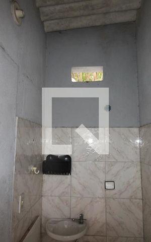 Casa à venda com 100m², 2 quartos e sem vagaBanheiro 1