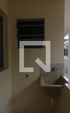 Casa de condomínio para alugar com 33m², 1 quarto e sem vagaÁrea de Serviço