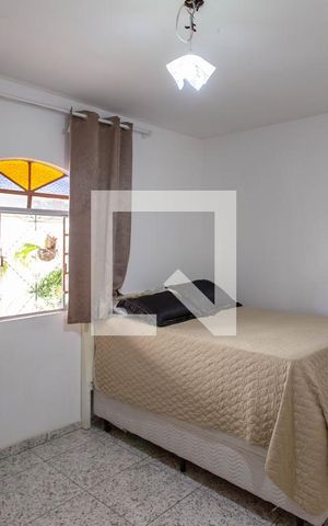 Casa à venda com 300m², 3 quartos e 2 vagas Casa à venda com 300m², 3 quartos e 2 vagasQuarto 1