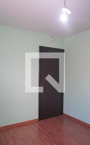 Casa à venda com 190m², 3 quartos e 2 vagas Casa à venda com 190m², 3 quartos e 2 vagasQuarto 1