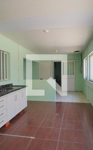 Casa à venda com 190m², 3 quartos e 2 vagas Casa à venda com 190m², 3 quartos e 2 vagasCozinha