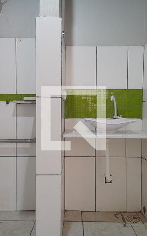 Casa à venda com 190m², 3 quartos e 2 vagas Casa à venda com 190m², 3 quartos e 2 vagasBanheiro 2