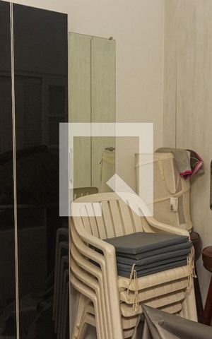 Casa à venda com 250m², 2 quartos e 2 vagas Casa à venda com 250m², 2 quartos e 2 vagasQuarto de Serviço