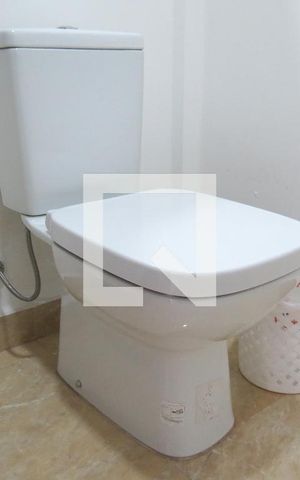 Casa à venda com 127m², 2 quartos e 2 vagasBanheiro de serviço