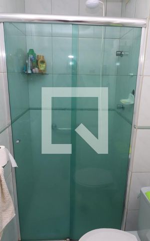 Apartamento à venda com 77m², 3 quartos e 2 vagasBanheiro Social