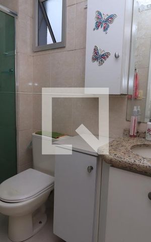 Apartamento à venda com 77m², 3 quartos e 2 vagasBanheiro da Suíte