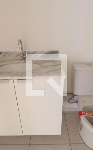 Apartamento à venda com 41m², 1 quarto e sem vagaBanheiro
