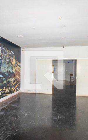 Casa para alugar com 350m², 2 quartos e 10 vagasSala