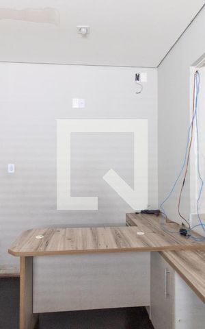 Casa para alugar com 350m², 2 quartos e 10 vagasEscritório