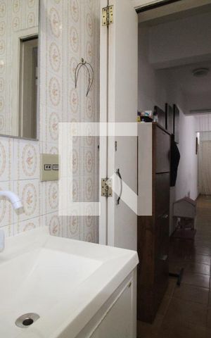 Apartamento à venda com 58m², 2 quartos e 1 vagaBanheiro