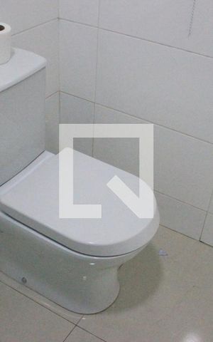 Casa para alugar com 115m², 2 quartos e sem vagaBanheiro 1