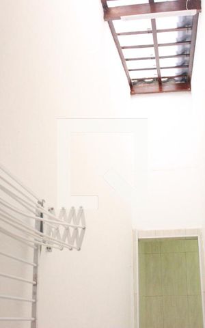 Casa para alugar com 115m², 2 quartos e sem vagaCorredor da lavanderia