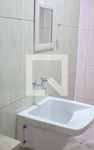 Casa para alugar com 115m², 2 quartos e sem vagaLavanderia