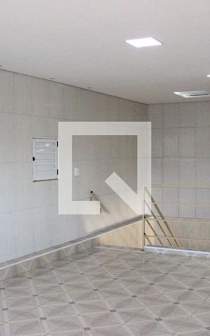 Casa para alugar com 115m², 2 quartos e sem vagaSala
