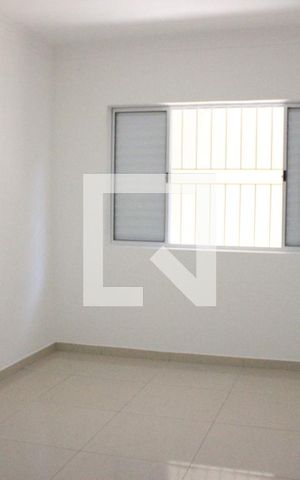 Casa para alugar com 115m², 2 quartos e sem vagaQuarto 1