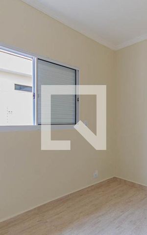 Casa à venda com 150m², 3 quartos e 2 vagas Casa à venda com 150m², 3 quartos e 2 vagasQuarto