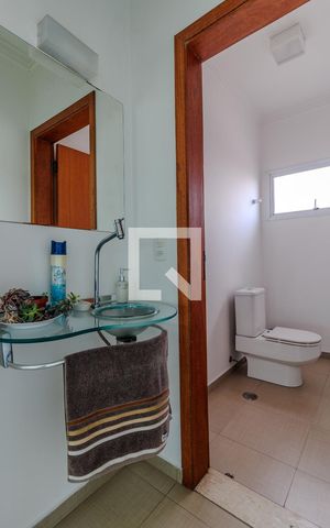 Casa para alugar com 325m², 3 quartos e 4 vagas Casa para alugar com 325m², 3 quartos e 4 vagasSalão de jogos
