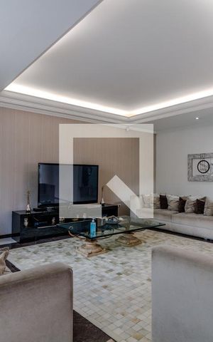 Casa para alugar com 325m², 3 quartos e 4 vagas Casa para alugar com 325m², 3 quartos e 4 vagasSala