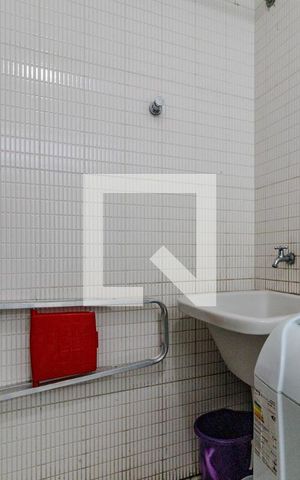 Casa para alugar com 325m², 3 quartos e 4 vagas Casa para alugar com 325m², 3 quartos e 4 vagasÁrea de Serviço