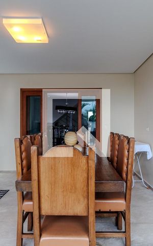 Casa para alugar com 325m², 3 quartos e 4 vagas Casa para alugar com 325m², 3 quartos e 4 vagasEspaço Gourmet