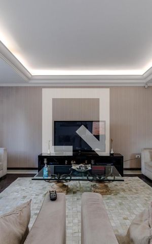 Casa para alugar com 325m², 3 quartos e 4 vagas Casa para alugar com 325m², 3 quartos e 4 vagasSala