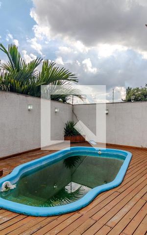 Casa para alugar com 325m², 3 quartos e 4 vagas Casa para alugar com 325m², 3 quartos e 4 vagasÁrea externa