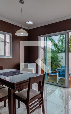 Casa para alugar com 325m², 3 quartos e 4 vagas Casa para alugar com 325m², 3 quartos e 4 vagasCozinha