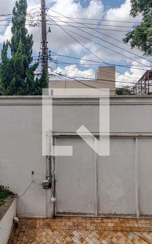 Casa para alugar com 325m², 3 quartos e 4 vagas Casa para alugar com 325m², 3 quartos e 4 vagasVista da Sala