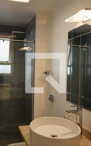 Apartamento para alugar com 102m², 3 quartos e 2 vagasBanheiro da Suite 1