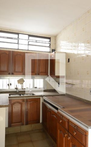Casa à venda com 276m², 3 quartos e 2 vagasCozinha