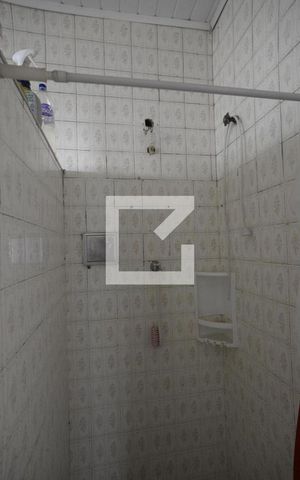 Casa à venda com 276m², 3 quartos e 2 vagasBanheiro