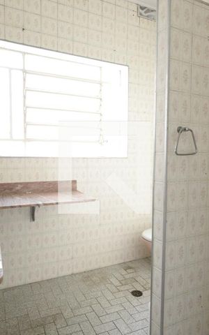 Casa à venda com 276m², 3 quartos e 2 vagasBanheiro