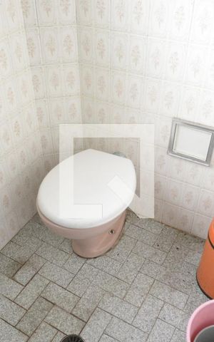 Casa à venda com 276m², 3 quartos e 2 vagasBanheiro