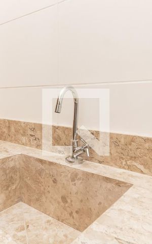 Casa à venda com 140m², 5 quartos e 4 vagas Casa à venda com 140m², 5 quartos e 4 vagasLavabo