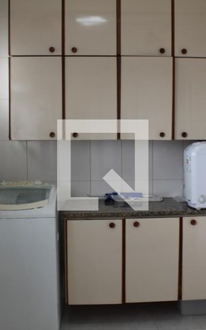 Apartamento à venda com 96m², 3 quartos e 1 vagaÁrea de Serviço