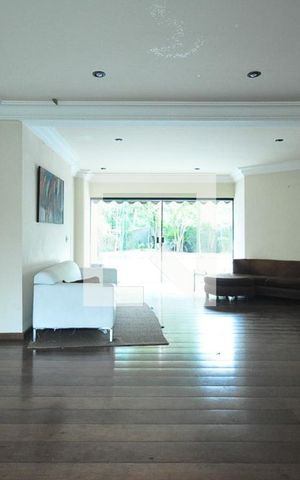 Apartamento à venda com 215m², 3 quartos e 3 vagasÁrea comum - Salão de festas