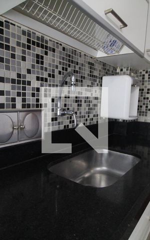Apartamento para alugar com 79m², 2 quartos e 1 vaga Apartamento para alugar com 79m², 2 quartos e 1 vagaCozinha e Área de Serviço