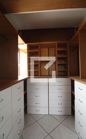 Apartamento para alugar com 79m², 2 quartos e 1 vaga Apartamento para alugar com 79m², 2 quartos e 1 vagaSuíte- closet