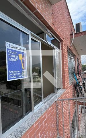 Apartamento para alugar com 79m², 2 quartos e 1 vaga Apartamento para alugar com 79m², 2 quartos e 1 vagaPlaquinhas