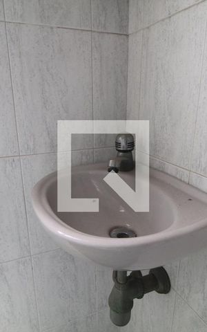 Apartamento para alugar com 79m², 2 quartos e 1 vaga Apartamento para alugar com 79m², 2 quartos e 1 vagaBanheiro de serviço