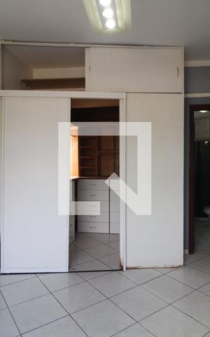 Apartamento para alugar com 79m², 2 quartos e 1 vaga Apartamento para alugar com 79m², 2 quartos e 1 vagaSuíte